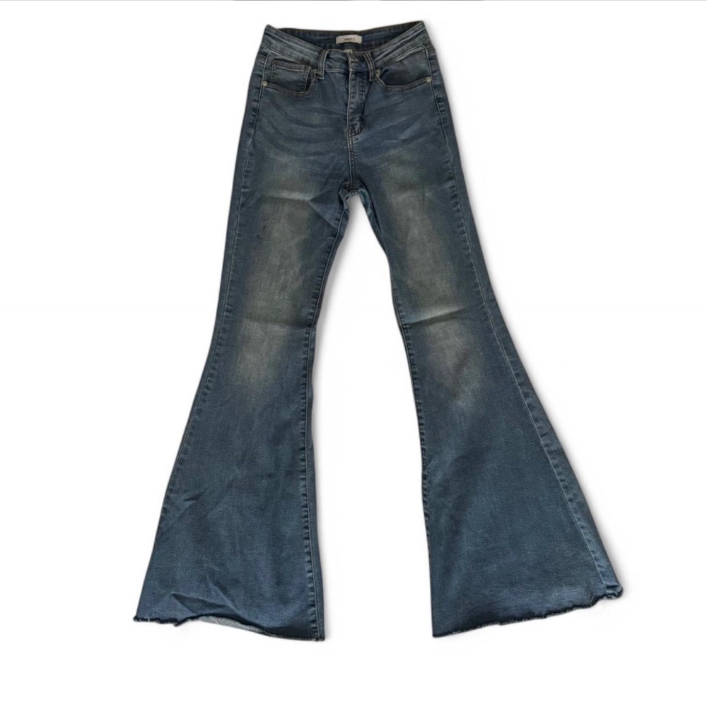 Forever 21 High Waisted flare jeans